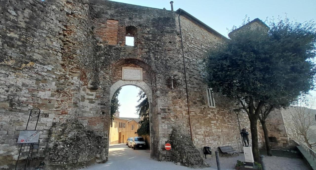 La Casa Dei Bersaglieri Apartment Perugia Luaran gambar