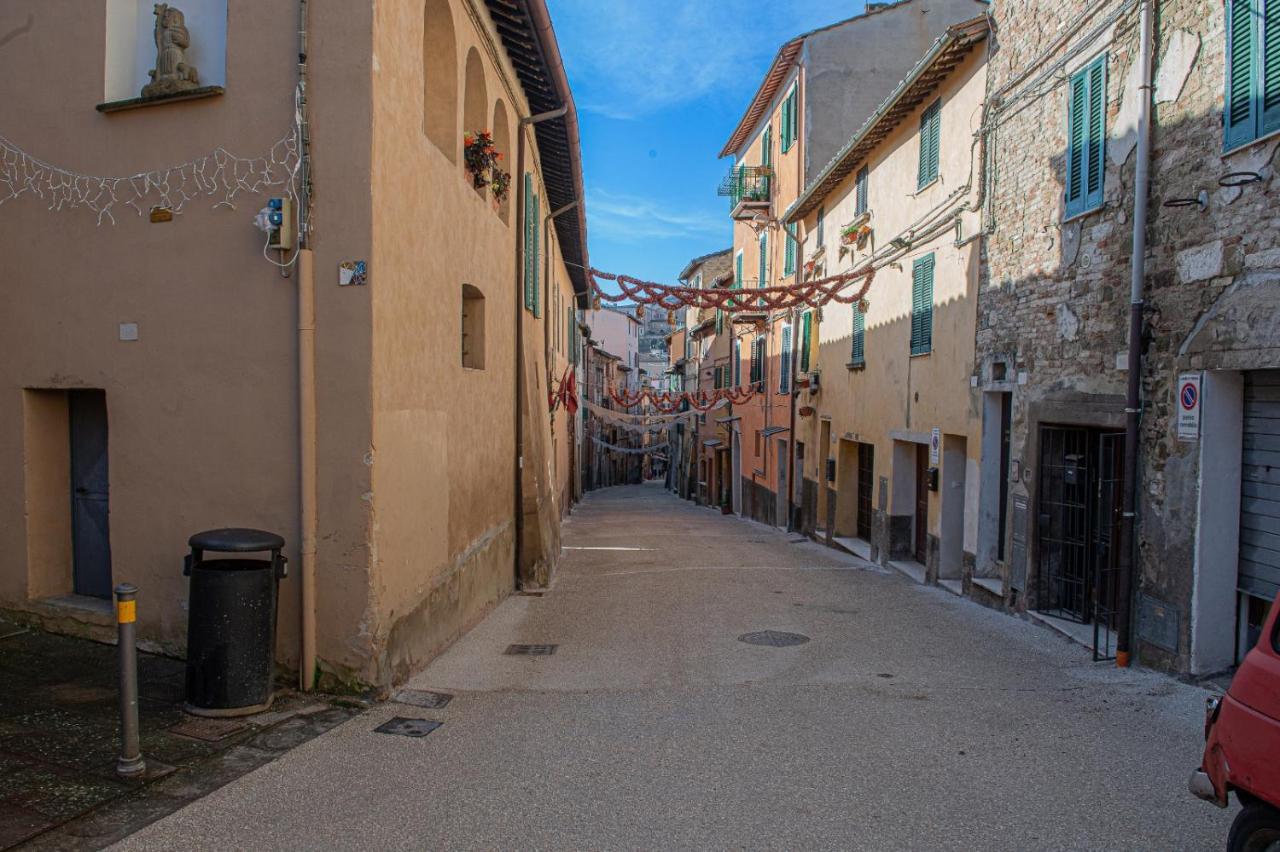 La Casa Dei Bersaglieri Apartment Perugia Luaran gambar
